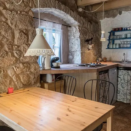 House Alba Vikendica Grizane-Belgrad